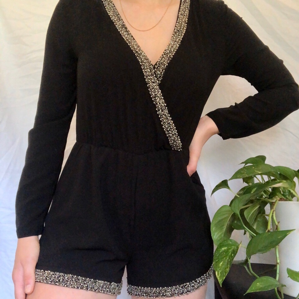 ASTR BLACK BEADED ROMPER 🖤